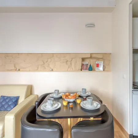 Superb 1 Bedroom Apt Refurbished - Le Marais * 파리